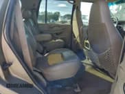 ✅ 2002 Ford Expedition Eddie Bauer • VIN: 1FMPU18L72LA69756 • Lot: 94466755. Listed on Copart with 250,972 mi. Free auction sales archive from the USA and detailed vehicle history report at DreamBid. Image 11.