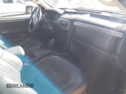 ✅ 2004 Jeep Grand Cherokee Laredo • VIN: 1J8GW48NX4C398321 • Lot: 43895383. Wystawiony na IAAI z przebiegiem 187 067 mil. Bezpłatny archiwum sprzedaży aukcyjnych z USA i szczegółowy raport historii pojazdu na DreamBid. Zdjęcie 5.