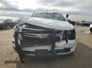 ✅ 2018 Chevrolet Tahoe Commercial • VIN: 1GNLCDEC4JR218641 • Lot: 90090225. Wystawiony na Copart z przebiegiem 189 947 mil. Bezpłatny archiwum sprzedaży aukcyjnych z USA i szczegółowy raport historii pojazdu na DreamBid. Zdjęcie 5.