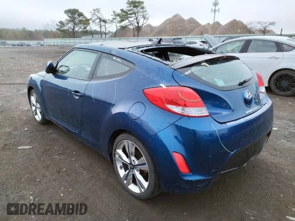 2016 Hyundai Veloster z VIN KMHTC6AD2GU302865, wystawiony jako Copart lot #59425693 z przebiegiem 13 358 mil mil oraz . Historia ofert i sprzedaży dostępna na DreamBid. Obrazek 3.