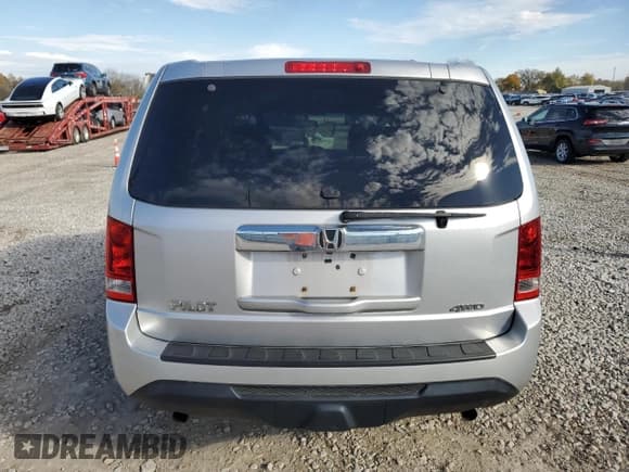 ✅ 2015 Honda Pilot LX • VIN: 5FNYF4H27FB021940 • Lot: 91268345. Wystawiony na Copart z przebiegiem 131 567 mil. Bezpłatny archiwum sprzedaży aukcyjnych z USA i szczegółowy raport historii pojazdu na DreamBid. Zdjęcie 6.