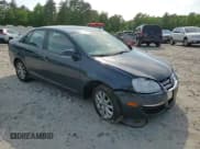 ✅ 2010 Volkswagen Jetta Limited Edition • VIN: 3VWRZ7AJ6AM122080 • Lot: 59463165. Listed on Copart with 181,282 mi. Free auction sales archive from the USA and detailed vehicle history report at DreamBid. Image 13.