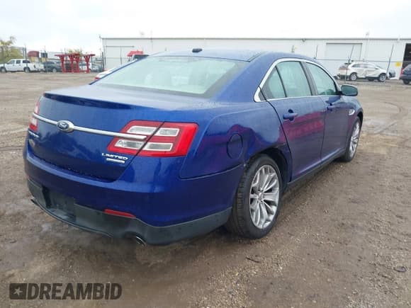 ✅ 2013 Ford Taurus Limited • VIN: 1FAHP2F8XDG157366 • Lot: 43445540. Wystawiony na IAAI z przebiegiem 142 915 mil. Bezpłatny archiwum sprzedaży aukcyjnych z USA i szczegółowy raport historii pojazdu na DreamBid. Zdjęcie 4.