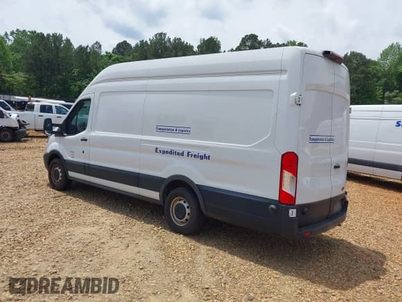 ✅ 2019 Ford Transit • VIN: 1FTBW3XM5KKA65144 • Lot: 42177817. Wystawiony na IAAI z przebiegiem 531 306 mil. Bezpłatny archiwum sprzedaży aukcyjnych z USA i szczegółowy raport historii pojazdu na DreamBid. Zdjęcie 3.