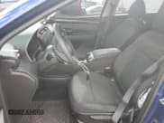 ✅ 2023 Hyundai Tucson SE • VIN: 5NMJA3AE5PH251488 • Lot: 78110853. Wystawiony na Copart z przebiegiem 10 365 mil. Bezpłatny archiwum sprzedaży aukcyjnych z USA i szczegółowy raport historii pojazdu na DreamBid. Zdjęcie 7.