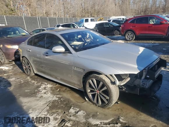 ✅ 2017 Jaguar XE 35t R-Sport • VIN: SAJAL4BV4HA962238 • Lot: 41507825. Listed on Copart with 51,576 mi. Free auction sales archive from the USA and detailed vehicle history report at DreamBid. Image 4.