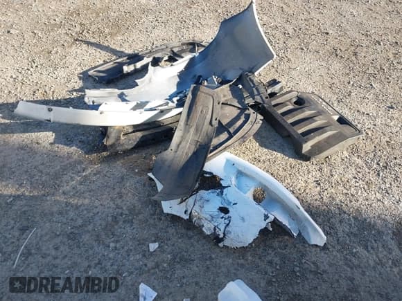 ✅ 2012 Chrysler 200 LX • VIN: 1C3CCBAB4CN320532 • Лот: 43748891. Опубликован ранее на IAAI с пробегом Не указан. Бесплатный доступ к архиву аукционных продаж из США и подробный отчёт об истории автомобиля на DreamBid. Изображение 12.