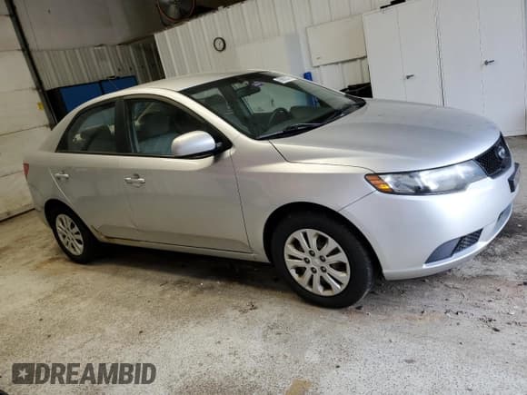 ✅ 2010 Kia Forte LX • VIN: KNAFT4A23A5088374 • Лот: 69880375. Опубликован ранее на Copart с пробегом 132 852 миль. Бесплатный доступ к архиву аукционных продаж из США и подробный отчёт об истории автомобиля на DreamBid. Изображение 4.