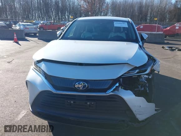 ✅ 2023 Toyota Venza XLE • VIN: JTEAAAAH1PJ145592 • Lot: 43680581. Wystawiony na IAAI z przebiegiem 16 229 mil. Bezpłatny archiwum sprzedaży aukcyjnych z USA i szczegółowy raport historii pojazdu na DreamBid. Zdjęcie 12.