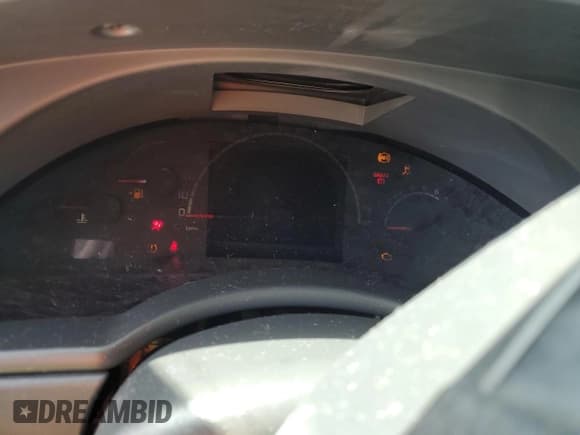 ✅ 2004 Chrysler Pacifica • VIN: 2C8GF68434R580135 • Lot: 66312435. Wystawiony na Copart z przebiegiem 145 268 mil. Bezpłatny archiwum sprzedaży aukcyjnych z USA i szczegółowy raport historii pojazdu na DreamBid. Zdjęcie 9.