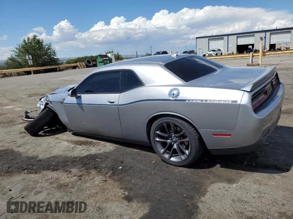 ✅ 2016 Dodge Challenger SXT • VIN: 2C3CDZAGXGH185427 • Lot: 68771154. Wystawiony na Copart z przebiegiem 122 693 mil. Bezpłatny archiwum sprzedaży aukcyjnych z USA i szczegółowy raport historii pojazdu na DreamBid. Zdjęcie 2.