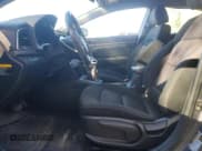 ✅ 2017 Hyundai Elantra Limited • VIN: KMHD84LF1HU137837 • Lot: 86782905. Listed on Copart with 205,772 mi. Free auction sales archive from the USA and detailed vehicle history report at DreamBid. Image 7.