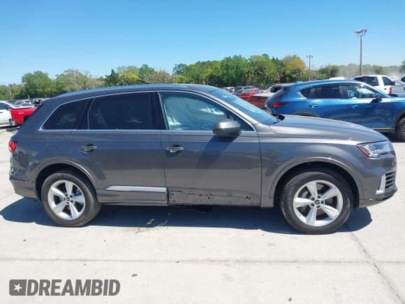 ✅ 2023 Audi Q7 Premium • VIN: WA1AXBF76PD025384 • Лот: 41838885. Опубликован ранее на IAAI с пробегом 23 857 миль. Бесплатный доступ к архиву аукционных продаж из США и подробный отчёт об истории автомобиля на DreamBid. Изображение 13.