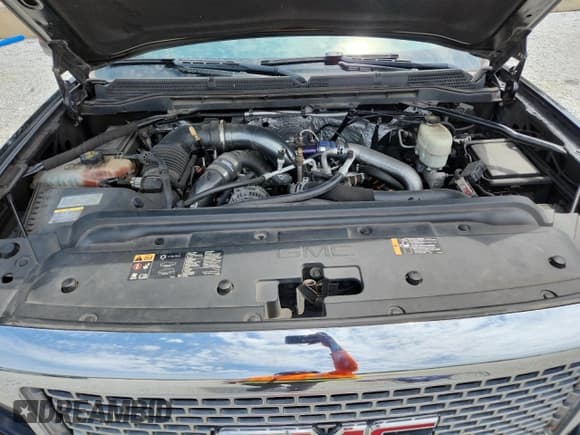 ✅ 2016 GMC Sierra 3500HD Denali • VIN: 1GT42YE89GF239675 • Лот: 62579115. Опубликован ранее на Copart с пробегом 243 566 миль. Бесплатный доступ к архиву аукционных продаж из США и подробный отчёт об истории автомобиля на DreamBid. Изображение 11.