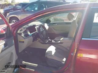 ✅ 2015 Hyundai Sonata SE • VIN: 5NPE24AF9FH016946 • Лот: 43477507. Опубликован ранее на IAAI с пробегом 183 902 миль. Бесплатный доступ к архиву аукционных продаж из США и подробный отчёт об истории автомобиля на DreamBid. Изображение 5.