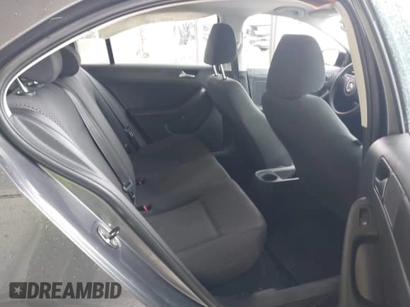 ✅ 2013 Volkswagen Jetta S • VIN: 3VW2K7AJ4DM216470 • Lot: 41619015. Listed on IAAI with 110,162 mi. Free auction sales archive from the USA and detailed vehicle history report at DreamBid. Image 8.