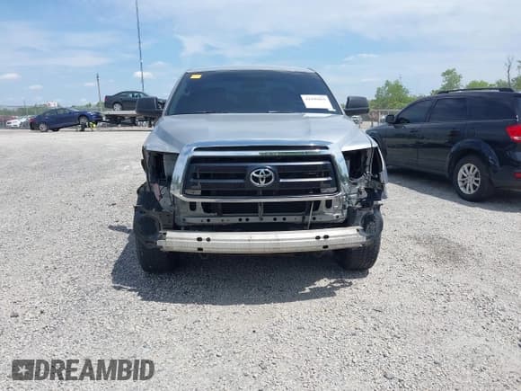✅ 2010 Toyota Tundra • VIN: 5TFRU5F16AX020545 • Лот: 42299455. Опубликован ранее на IAAI с пробегом 230 930 миль. Бесплатный доступ к архиву аукционных продаж из США и подробный отчёт об истории автомобиля на DreamBid. Изображение 13.