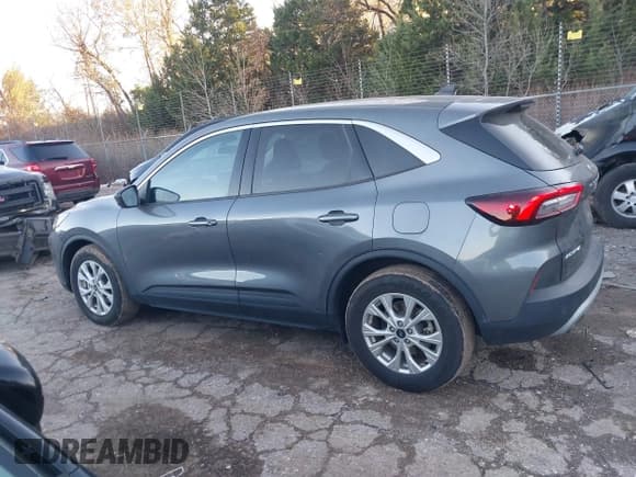 ✅ 2023 Ford Escape Active • VIN: 1FMCU0GZ1PUA64567 • Lot: 43736126. Wystawiony na IAAI z przebiegiem 126 541 mil. Bezpłatny archiwum sprzedaży aukcyjnych z USA i szczegółowy raport historii pojazdu na DreamBid. Zdjęcie 14.