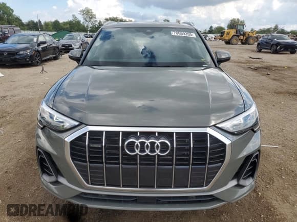 ✅ 2022 Audi Q3 S line Premium • VIN: WA1DECF34N1113841 • Лот: 70699205. Опубликован ранее на Copart с пробегом 28 857 миль. Бесплатный доступ к архиву аукционных продаж из США и подробный отчёт об истории автомобиля на DreamBid. Изображение 5.