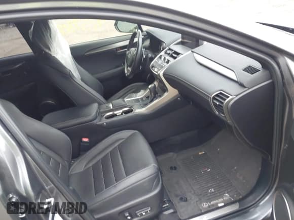 ✅ 2021 Lexus NX 300 F Sport • VIN: JTJSARDZ7M2260275 • Lot: 42598093. Wystawiony na IAAI z przebiegiem 32 943 mil. Bezpłatny archiwum sprzedaży aukcyjnych z USA i szczegółowy raport historii pojazdu na DreamBid. Zdjęcie 5.