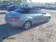 ✅ 2011 Mercedes-Benz E 350 • VIN: WDDKK5GFXBF080505 • Lot: 41759498. Listed on IAAI with 226,419 mi. Free auction sales archive from the USA and detailed vehicle history report at DreamBid. Image 4.