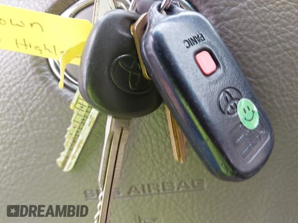 ✅ 2007 Toyota Highlander w/3rd Row • VIN: JTEEP21A370189236 • Lot: 42981649. Wystawiony na IAAI z przebiegiem 184 934 mil. Bezpłatny archiwum sprzedaży aukcyjnych z USA i szczegółowy raport historii pojazdu na DreamBid. Zdjęcie 11.