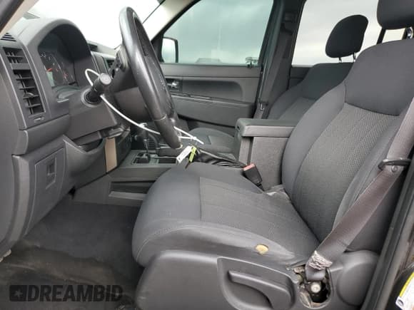 ✅ 2012 Jeep Liberty Sport • VIN: 1C4PJMAK4CW115883 • Лот: 60910055. Опубликован ранее на Copart с пробегом 163 045 миль. Бесплатный доступ к архиву аукционных продаж из США и подробный отчёт об истории автомобиля на DreamBid. Изображение 7.