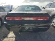 ✅ 2013 Dodge Challenger R/T Plus • VIN: 2C3CDYBT4DH612344 • Lot: 79023054. Wystawiony na Copart z przebiegiem Nie podano. Bezpłatny archiwum sprzedaży aukcyjnych z USA i szczegółowy raport historii pojazdu na DreamBid. Zdjęcie 6.