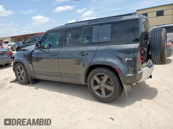 ✅ 2024 Land Rover Defender S • VIN: SALEJ7EU7R2288102 • Lot: 59910065. Listed on Copart with 36,936 mi. Free auction sales archive from the USA and detailed vehicle history report at DreamBid. Image 2.