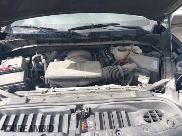 ✅ 2019 Chevrolet Silverado 1500 LTZ • VIN: 1GCUYGED2KZ165965 • Lot: 43173194. Wystawiony na IAAI z przebiegiem 141 444 mil. Bezpłatny archiwum sprzedaży aukcyjnych z USA i szczegółowy raport historii pojazdu na DreamBid. Zdjęcie 10.