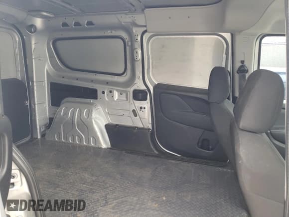 ✅ 2022 Ram ProMaster City Cargo Tradesman • VIN: ZFBHRFABXN6W57374 • Lot: 62039425. Listed on Copart with 30,572 mi. Free auction sales archive from the USA and detailed vehicle history report at DreamBid. Image 11.