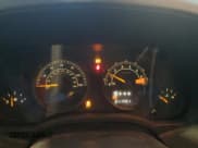 ✅ 2015 Jeep Compass Sport • VIN: 1C4NJDBB4FD317046 • Lot: 92794075. Wystawiony na Copart z przebiegiem 211 451 mil. Bezpłatny archiwum sprzedaży aukcyjnych z USA i szczegółowy raport historii pojazdu na DreamBid. Zdjęcie 9.