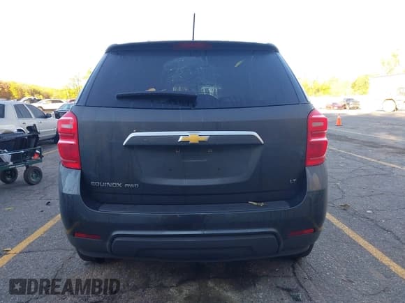 ✅ 2017 Chevrolet Equinox LT • VIN: 2GNFLFEK6H6302367 • Lot: 43471002. Wystawiony na IAAI z przebiegiem 84 640 mil. Bezpłatny archiwum sprzedaży aukcyjnych z USA i szczegółowy raport historii pojazdu na DreamBid. Zdjęcie 17.