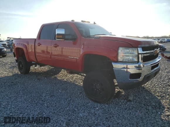 ✅ 2007 Chevrolet Silverado 2500HD 1LT • VIN: 1GCHK23617F514391 • Lot: 86234595. Wystawiony na Copart z przebiegiem Nie podano. Bezpłatny archiwum sprzedaży aukcyjnych z USA i szczegółowy raport historii pojazdu na DreamBid. Zdjęcie 4.