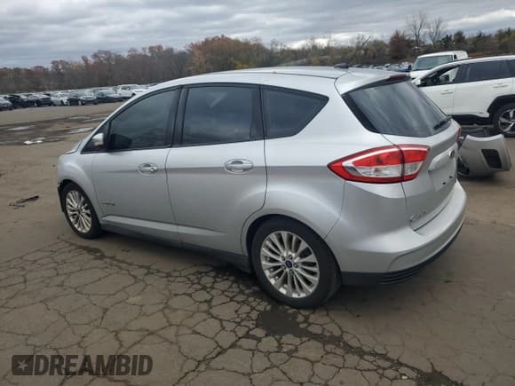 ✅ 2017 Ford C-Max SE • VIN: 1FADP5AU7HL111639 • Лот: 90522035. Опубликован ранее на Copart с пробегом 145 908 миль. Бесплатный доступ к архиву аукционных продаж из США и подробный отчёт об истории автомобиля на DreamBid. Изображение 2.
