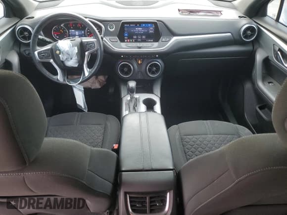 ✅ 2019 Chevrolet Blazer • VIN: 3GNKBCRS1KS700699 • Lot: 82593125. Listed on Copart with 54,013 mi. Free auction sales archive from the USA and detailed vehicle history report at DreamBid. Image 8.