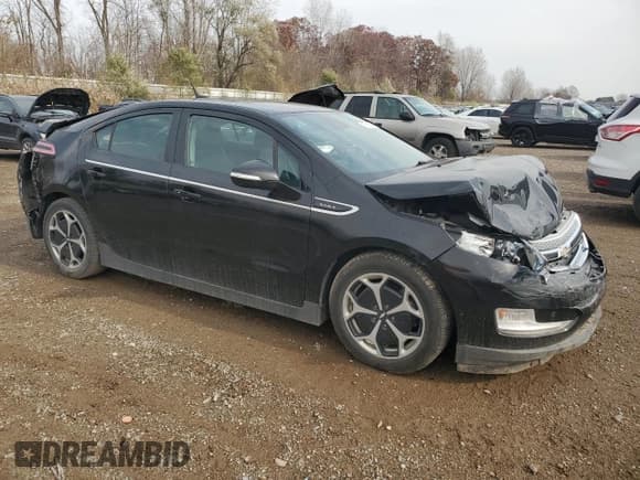 ✅ 2014 Chevrolet Volt • VIN: 1G1RD6E43EU122886 • Lot: 77866244. Wystawiony na Copart z przebiegiem 135 299 mil. Bezpłatny archiwum sprzedaży aukcyjnych z USA i szczegółowy raport historii pojazdu na DreamBid. Zdjęcie 4.