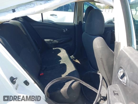 ✅ 2015 Nissan Versa SV • VIN: 3N1CN7AP4FL811558 • Lot: 43530550. Listed on IAAI with Not provided. Free auction sales archive from the USA and detailed vehicle history report at DreamBid. Image 8.