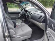 ✅ 2015 Toyota Tacoma • VIN: 3TMMU4FN0FM077456 • Lot: 42985503. Listed on IAAI with 224,104 mi. Free auction sales archive from the USA and detailed vehicle history report at DreamBid. Image 5.