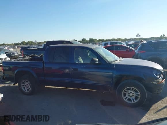 ✅ 2002 Dodge Dakota Sport • VIN: 1B7HL38X12S720072 • Лот: 43485947. Опубликован ранее на IAAI с пробегом 221 604 миль. Бесплатный доступ к архиву аукционных продаж из США и подробный отчёт об истории автомобиля на DreamBid. Изображение 13.