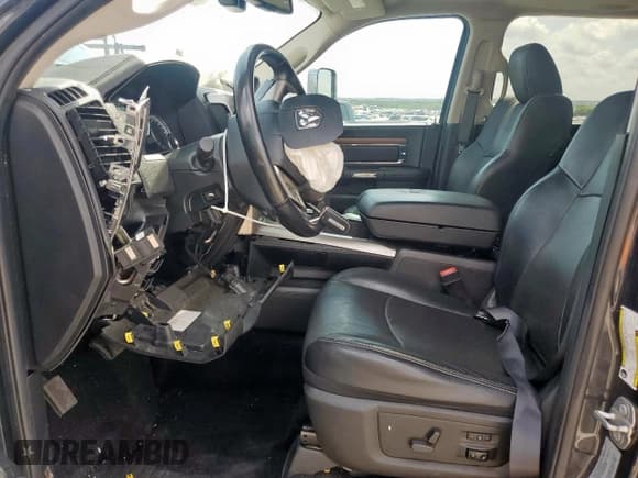 ✅ 2016 Ram 2500 Laramie • VIN: 3C6UR5FJ7GG358522 • Lot: 64729825. Listed on Copart with 96,267 mi. Free auction sales archive from the USA and detailed vehicle history report at DreamBid. Image 7.