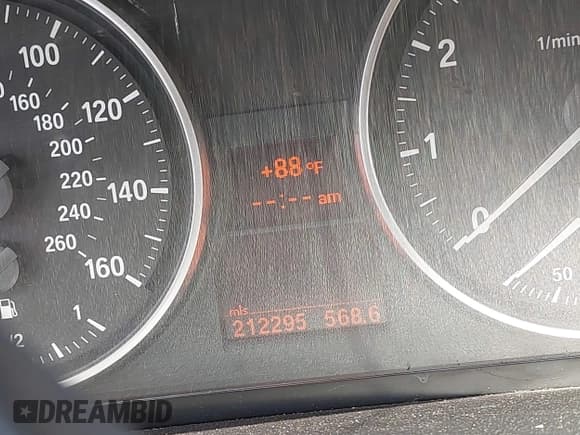 ✅ 2009 BMW 3 Series 328i • VIN: WBAPH775X9NM30908 • Lot: 42826473. Wystawiony na IAAI z przebiegiem 212 295 mil. Bezpłatny archiwum sprzedaży aukcyjnych z USA i szczegółowy raport historii pojazdu na DreamBid. Zdjęcie 15.