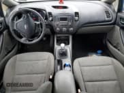 ✅ 2014 Kia Forte LX • VIN: KNAFK4A62E5075112 • Lot: 91212925. Wystawiony na Copart z przebiegiem 162 987 mil. Bezpłatny archiwum sprzedaży aukcyjnych z USA i szczegółowy raport historii pojazdu na DreamBid. Zdjęcie 8.