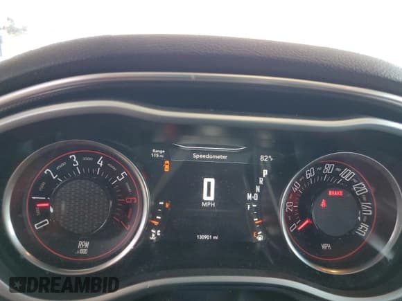 ✅ 2018 Dodge Challenger R/T • VIN: 2C3CDZBT2JH161710 • Лот: 59420485. Опубликован ранее на Copart с пробегом 130 901 миль. Бесплатный доступ к архиву аукционных продаж из США и подробный отчёт об истории автомобиля на DreamBid. Изображение 9.