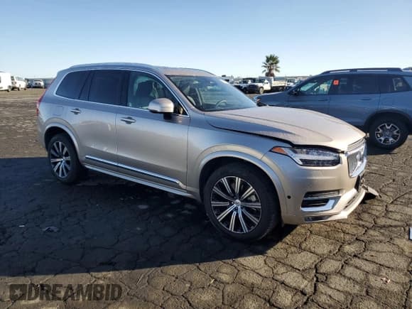 ✅ 2023 Volvo XC90 Plus • VIN: YV4L12PN7P1903108 • Лот: 78090054. Опубликован ранее на Copart с пробегом 14 235 миль. Бесплатный доступ к архиву аукционных продаж из США и подробный отчёт об истории автомобиля на DreamBid. Изображение 4.