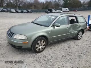✅ 2002 Volkswagen Passat GLX • VIN: WVWWH63B02E376187 • Lot: 45868925. Wystawiony na Copart z przebiegiem 134 181 mil. Bezpłatny archiwum sprzedaży aukcyjnych z USA i szczegółowy raport historii pojazdu na DreamBid. Zdjęcie 1.