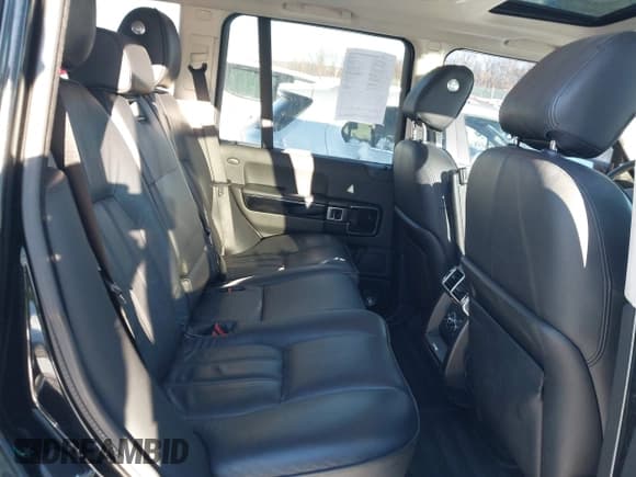 ✅ 2011 Land Rover Range Rover HSE • VIN: SALME1D45BA342636 • Lot: 43914097. Wystawiony na IAAI z przebiegiem 247 243 mil. Bezpłatny archiwum sprzedaży aukcyjnych z USA i szczegółowy raport historii pojazdu na DreamBid. Zdjęcie 8.