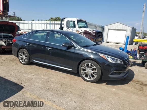 ✅ 2015 Hyundai Sonata Limited • VIN: 5NPE34AB6FH174137 • Lot: 84862075. Listed on Copart with 122,043 mi. Free auction sales archive from the USA and detailed vehicle history report at DreamBid. Image 4.