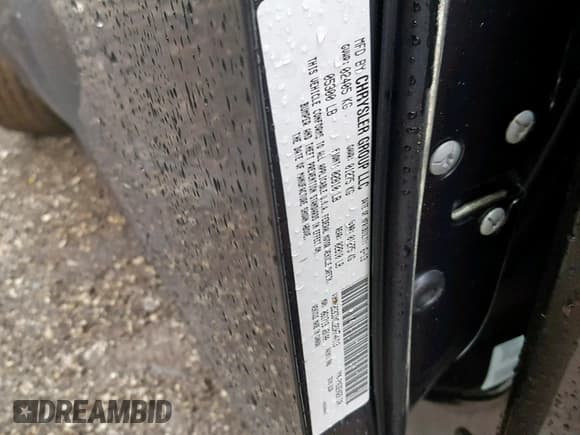 ✅ 2013 Dodge Challenger SRT-8 • VIN: 2C3CDYCJ2DH744113 • Lot: 24570139. Wystawiony na Copart z przebiegiem Nie podano. Bezpłatny archiwum sprzedaży aukcyjnych z USA i szczegółowy raport historii pojazdu na DreamBid. Zdjęcie 10.