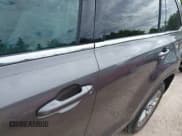 ✅ 2014 Toyota Highlander Limited • VIN: 5TDYKRFH2ES019717 • Лот: 42628659. Опубликован ранее на IAAI с пробегом 210 771 миль. Бесплатный доступ к архиву аукционных продаж из США и подробный отчёт об истории автомобиля на DreamBid. Изображение 6.